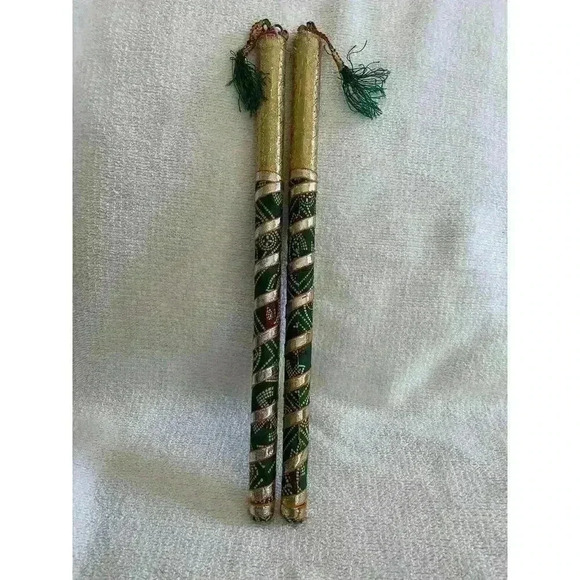 Dandiya Wood Percussion Sticks Narvratri Garba Dance Gota Gold And Green Lace - Picture 2 of 3
